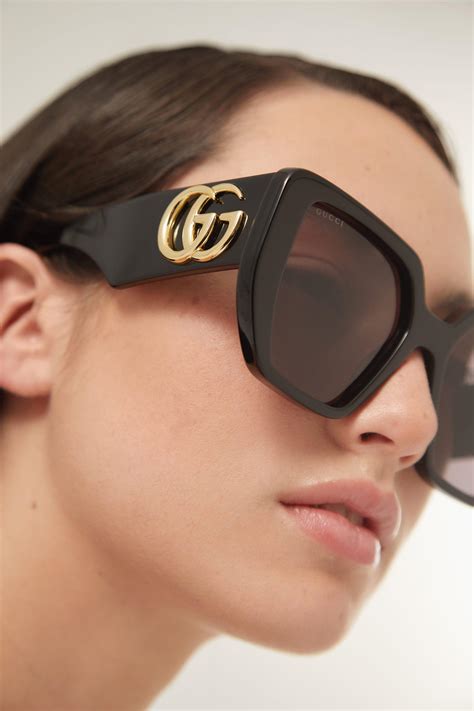 black gucci glasses